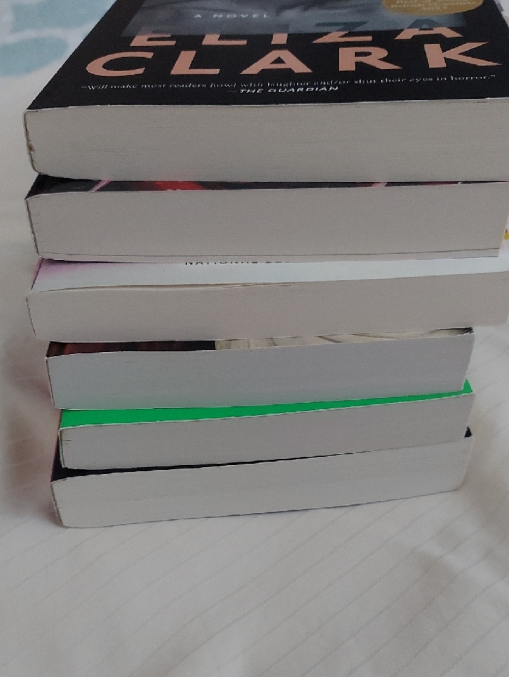 Book Bundle - 6 Horror Paperback Novels - Bright Mixed Covers - Picture 4 of 5